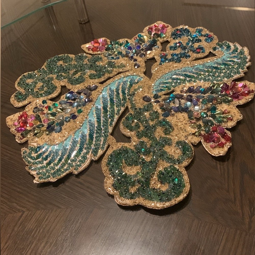 Kim Seybert Place Mat Table Decor Glass & Plastic precious bright colorful beads